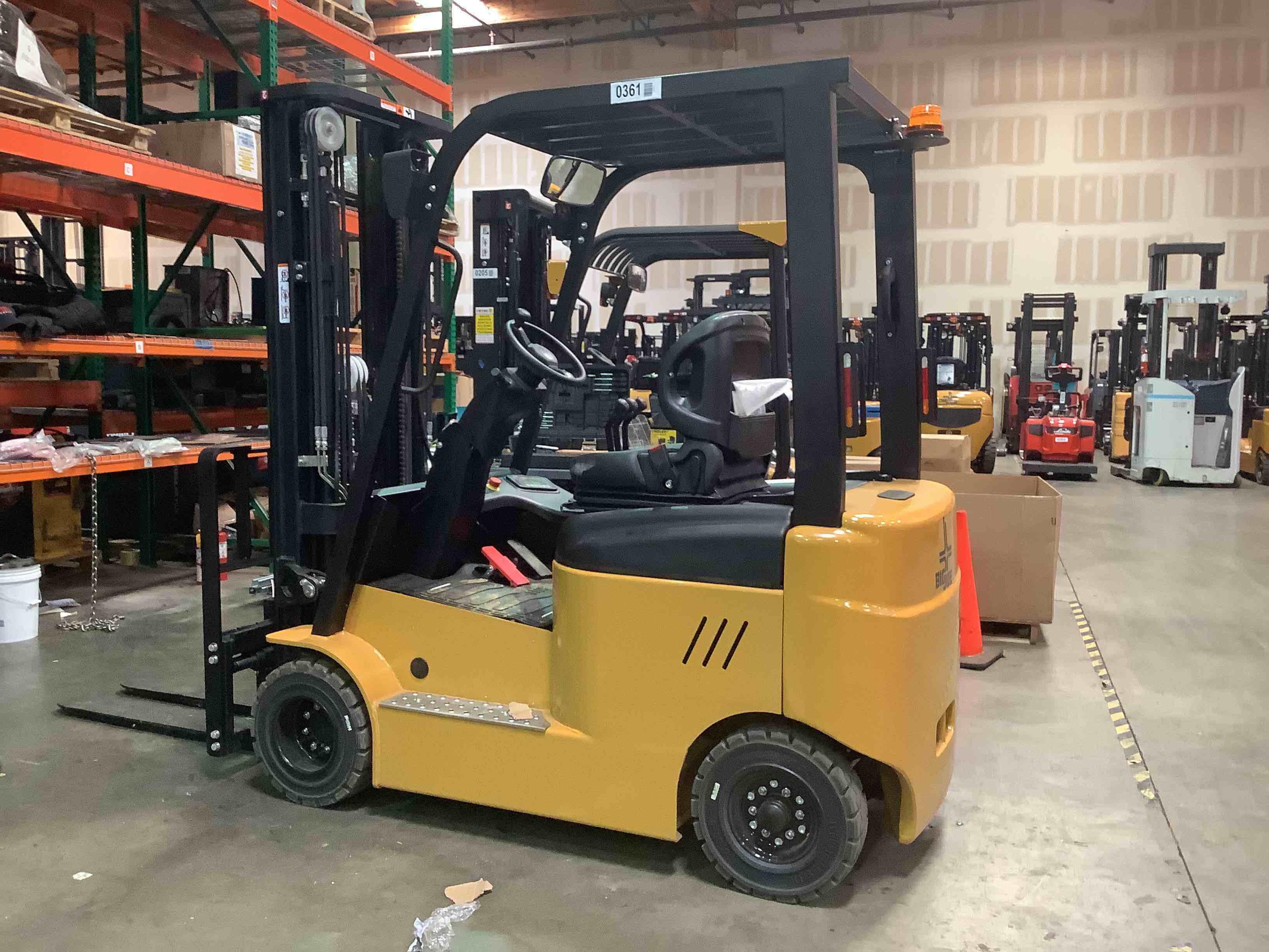 Main Image Used 2022 BIG JOE LXE-44 Forklift – Electric Sit Down 4 Wheel, 4400 lb Capacity, 86” Mast, 2202 Hours – $18200.00 – Las Vegas – View 4