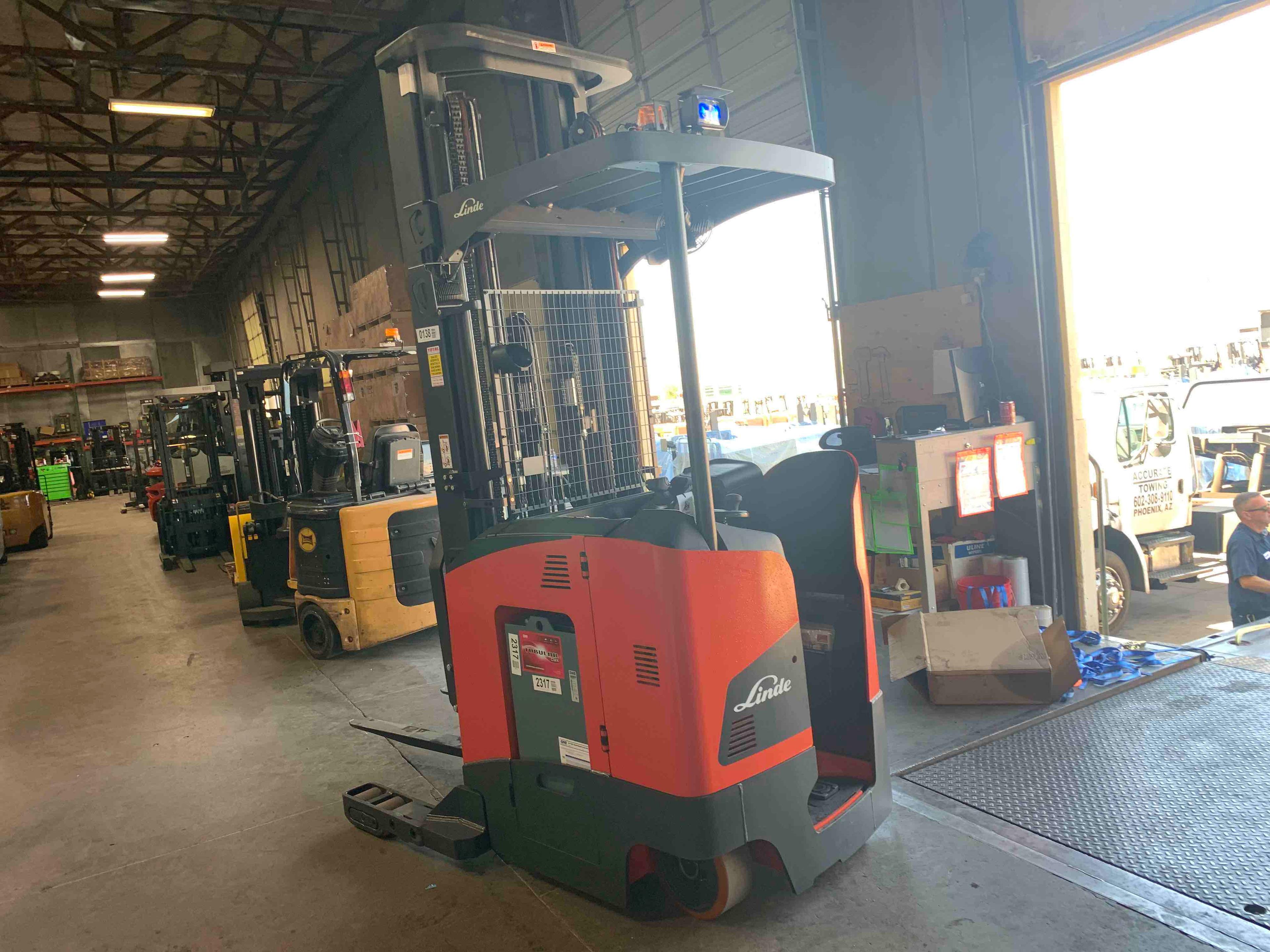 Main Image Used 2021-B LINDE R22SX_5195 Forklift – Stand Up Reach, 3500 lb Capacity, 119” Mast, 2449 Hours – $34500.00 – Phoenix – View 4