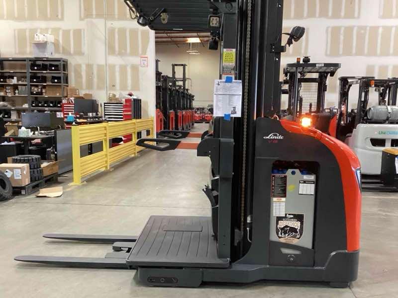 Main Image Used 2023 LINDE V15P_1355 Forklift – Electric Order Picker, 3000 lb Capacity, 119” Mast, 880.7 Hours – $47356.25 – Anaheim – View 1