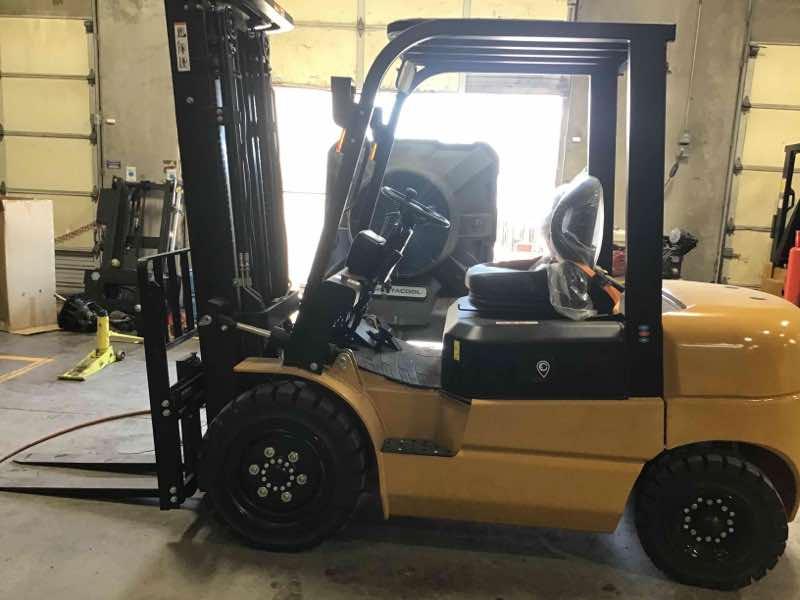 Main Image Used 2022 BIG JOE LPE-60_80V Forklift – Lithium Electric Pneumatic, 6000 lb Capacity, 91” Mast, 1 Hours – $37000.00 – Phoenix – View 2