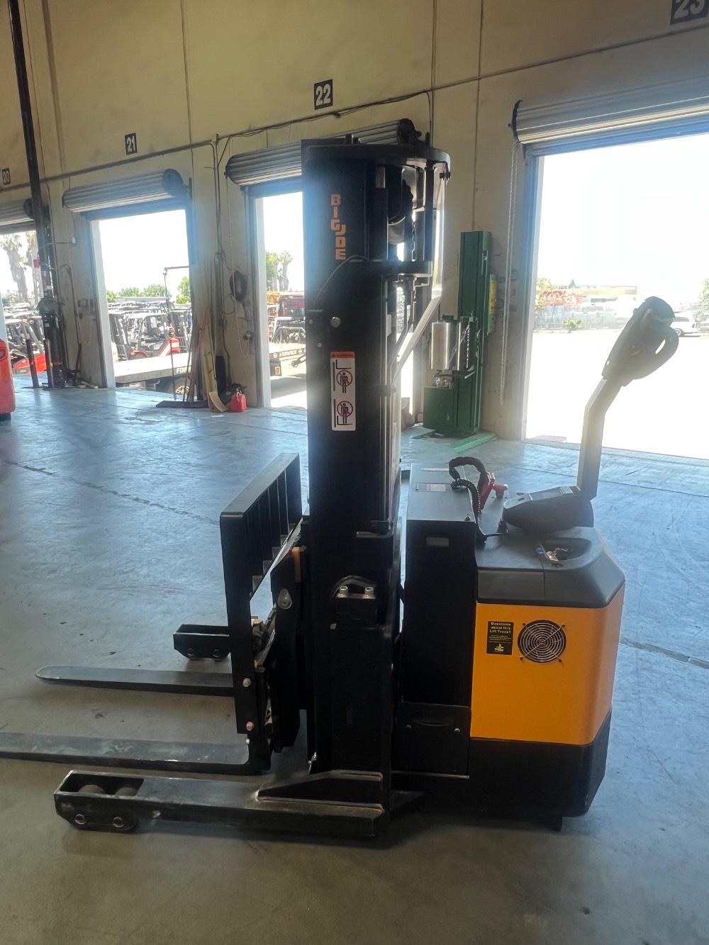 Main Image New 2026 BIG JOE PDSR30-157 Forklift – Walkie Reach Stacker, 3000 lb Capacity, 77.5” Mast, 47 Hours – $25750.00 – Anaheim – View 3