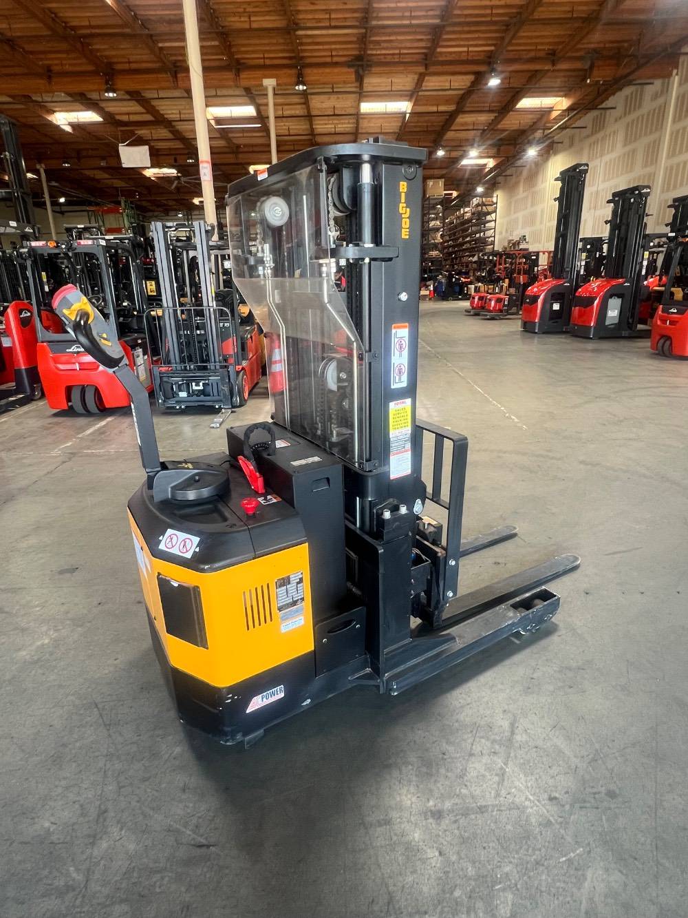 BIG JOE PDSR30-157 Walkie Reach Stacker forklift, 3000 capacity, 157 lift height. Serial 9351000148, Year 2026.