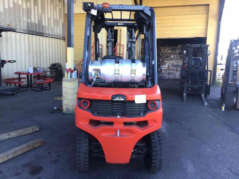 Main Image Used 2022 LINDE H30T_1202 Forklift – LPG Pneumatic, 6000 lb Capacity, 90” Mast, 4798.1 Hours – $39850.00 – Phoenix – View 3