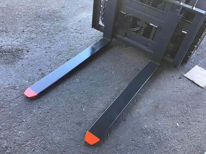 Main Image Used 2022 LINDE H30T_1202 Forklift – LPG Pneumatic, 6000 lb Capacity, 90” Mast, 4798.1 Hours – $39850.00 – Phoenix – View 4