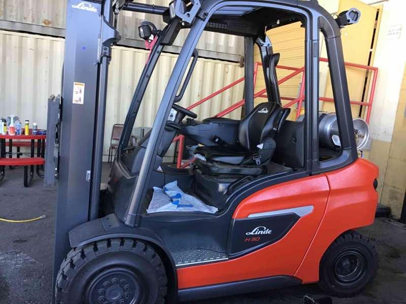 Main Image Used 2022 LINDE H30T_1202 Forklift – LPG Pneumatic, 6000 lb Capacity, 90” Mast, 4126 Hours – $37500.00 – Phoenix – View 2