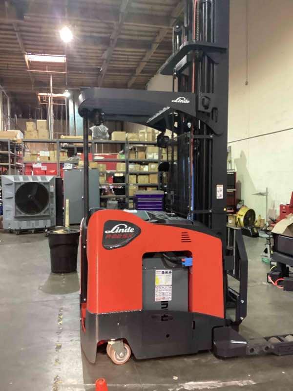 Main Image Used 2022 LINDE R22SX_5195 Forklift – Stand Up Reach, 4500 lb Capacity, 149” Mast, 1343 Hours – $53850.00 – Salt Lake City – View 2