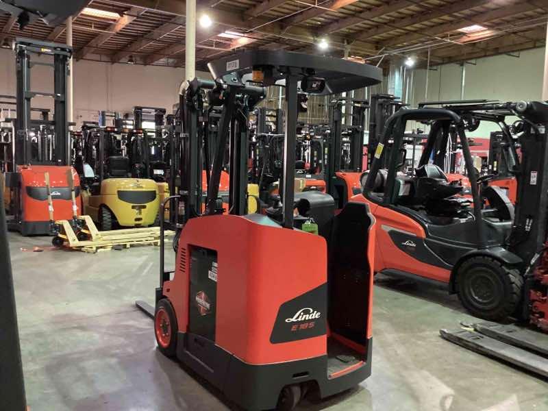 Main Image Used 2022 LINDE E18S_1346-20 Forklift – Electric Stand Up Counterbalance, 3500 lb Capacity, 88” Mast, 2596.6 Hours – $42500.00 – Anaheim – View 3