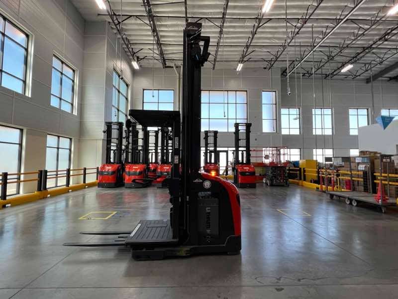 LINDE V15P_1355-WG Electric Order Picker forklift, 3000 capacity, 350 lift height. Serial A11355Y00101, Year 2022.