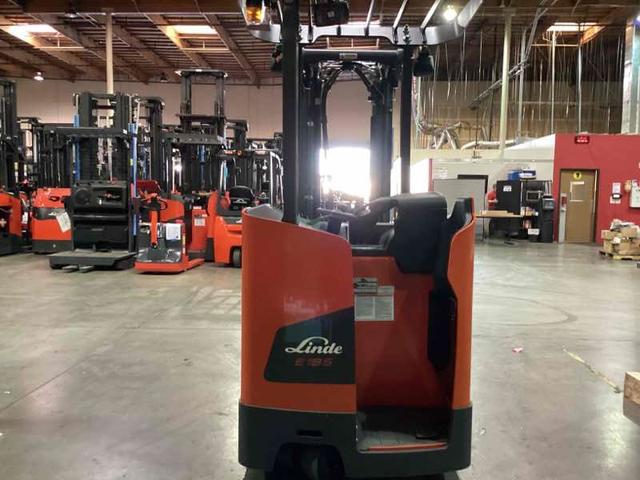 LINDE E18S_1346-20 Electric Stand Up Counterbalance forklift, 3500 capacity, 196 lift height. Serial A11346L00110, Year 2022.