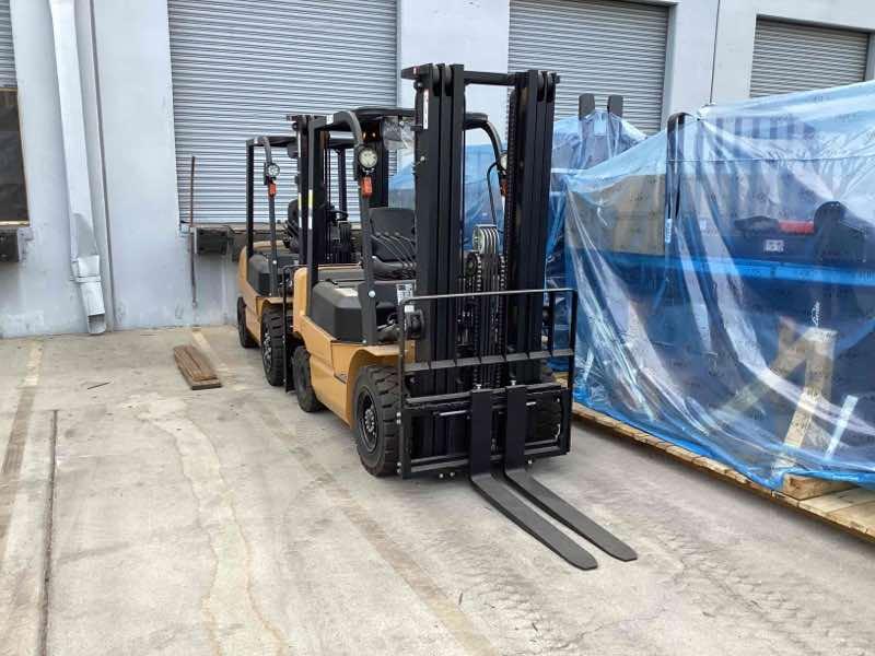 Main Image Demo 2023 BIG JOE LPE-50_80V Forklift – Lithium Electric Pneumatic, 5000 lb Capacity, 90” Mast, 159 Hours – $38985.00 – Anaheim – View 1