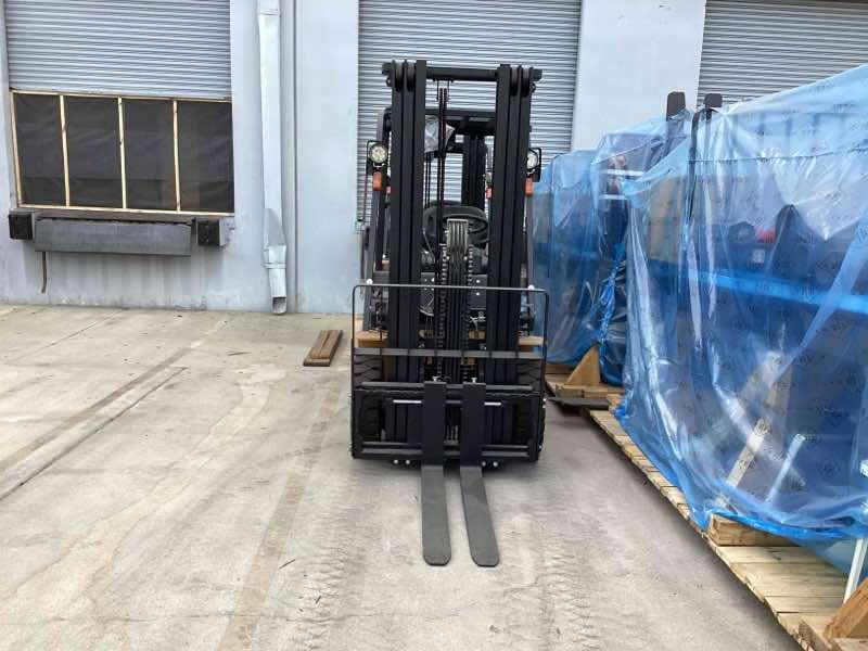 Main Image Demo 2023 BIG JOE LPE-50_80V Forklift – Lithium Electric Pneumatic, 5000 lb Capacity, 90” Mast, 159 Hours – $38985.00 – Anaheim – View 3