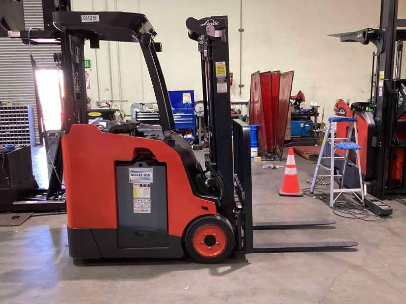 Main Image Used 2022 LINDE E18S_1346-20 Forklift – Electric Stand Up Counterbalance, 3500 lb Capacity, 88” Mast, 860 Hours – $32500.00 – Phoenix – View 3