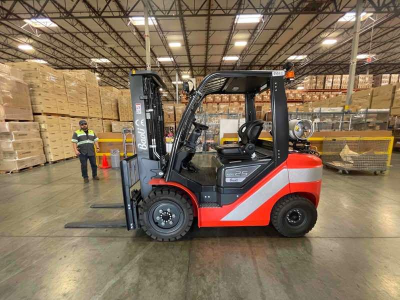 Main Image Used 2022 BAOLI KBG25_6010 Forklift – LPG Pneumatic, 5000 lb Capacity, 86” Mast, 417 Hours – $38250.00 – Phoenix – View 3