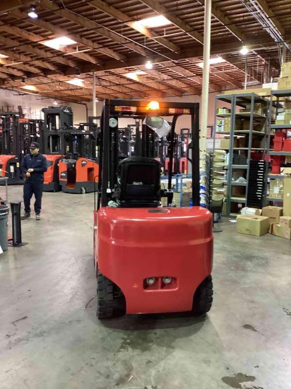 Main Image Used 2024 BIG JOE LPE-50_80V Forklift – Lithium Electric Pneumatic, 5000 lb Capacity, 87.5” Mast, 15 Hours – $44200.00 – Anaheim – View 4