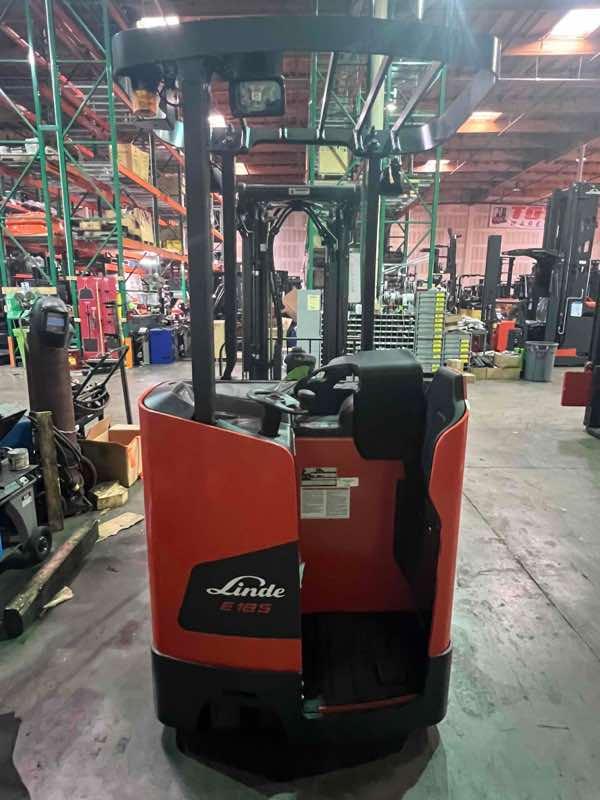 Main Image Used 2022 LINDE E18S_1346-20 Forklift – Electric Stand Up Counterbalance, 3500 lb Capacity, 84” Mast, 1255.3 Hours – $29800.00 – Hawaii, Waipahu – View 4