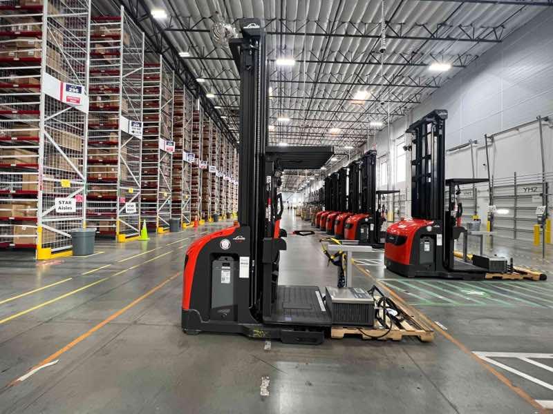 Main Image Used 2022 LINDE V15P_1355-WG Forklift – Electric Order Picker, 3000 lb Capacity, 156” Mast, 3002 Hours – $51800.00 – Anaheim – View 2