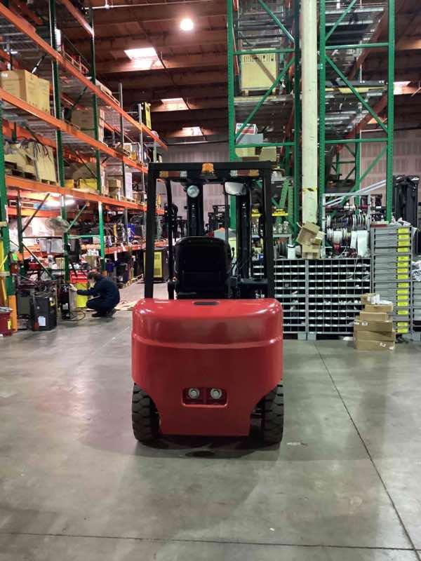 Main Image Used 2023 BIG JOE LPE-50_80V Forklift – Lithium Electric Pneumatic, 5000 lb Capacity, 87.5” Mast, 45 Hours – $39500.00 – Anaheim – View 4