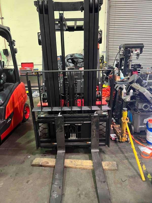 Main Image New 2024 BIG JOE LPE-60_80V Forklift – Lithium Electric Pneumatic, 6000 lb Capacity, 90” Mast, 4 Hours – $39500.00 – Anaheim – View 3