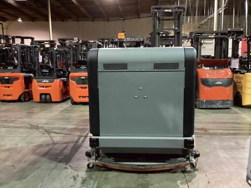 Main Image Used 2022 KARCHER B300R Forklift – Scrub-Utility, 500 lb Capacity, 70” Mast, 934.2 Hours – $58500.00 – Anaheim – View 1