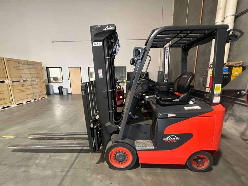 Main Image Used 2022 LINDE E25C_1347-FT Forklift – Electric Sit Down 4 Wheel, 5000 lb Capacity, 91” Mast, 661 Hours – $47400.00 – Anaheim – View 4