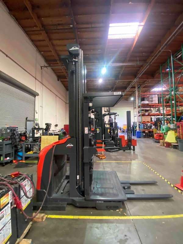 Main Image Used 2022 LINDE V15P_1355 Forklift – Electric Order Picker, 3000 lb Capacity, 134” Mast, 49 Hours – $60600.00 – Phoenix – View 2