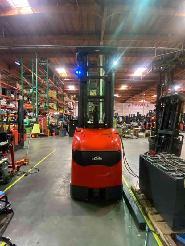 Main Image Used 2022 LINDE V15P_1355 Forklift – Electric Order Picker, 3000 lb Capacity, 134” Mast, 49 Hours – $60600.00 – Phoenix – View 1