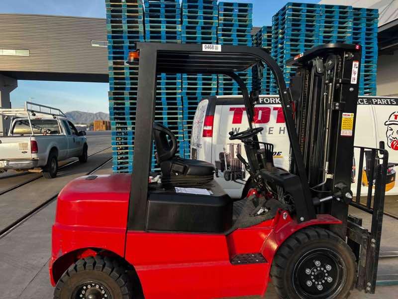 Main Image Used 2022 BIG JOE LPE-60_80V Forklift – Lithium Electric Pneumatic, 6000 lb Capacity, 90” Mast, 1313 Hours – $34250.00 – Phoenix – View 1