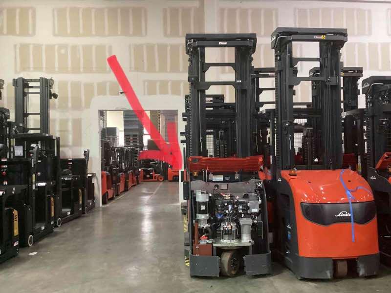 Main Image Used 2022 LINDE V15P_1355 Forklift – Electric Order Picker, 3000 lb Capacity, 134” Mast, 49 Hours – $60600.00 – Phoenix – View 3