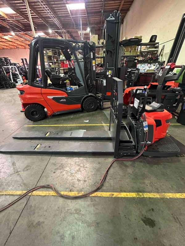 Main Image New 2022 LINDE EWR40_1101-02-27X96-PS Forklift – Double Rider Jack, 4000 lb Capacity, 3” Mast, 1 Hours – $18650.00 – Anaheim – View 1