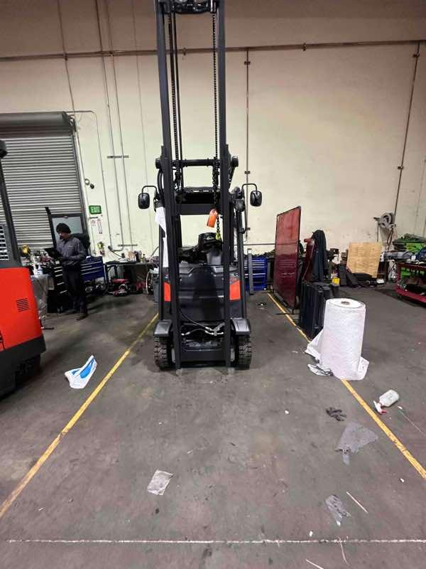 Main Image Linde H16T_391 LPG Pneumatic, photo 2 of 4