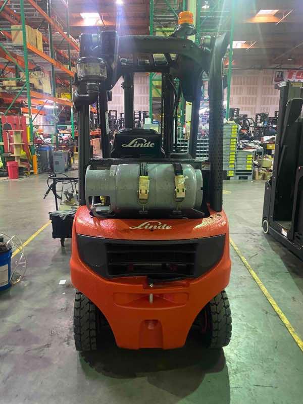 Main Image New 2022 LINDE H16T_391 Forklift – LPG Pneumatic, 3000 lb Capacity, 89.5” Mast, 1.8 Hours – $42250.00 – Anaheim – View 3