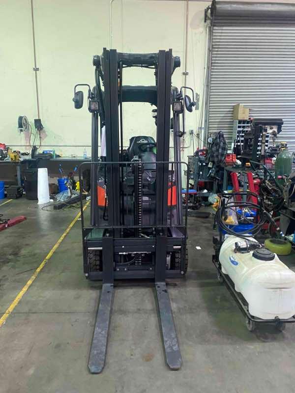 Main Image New 2022 LINDE H16T_391 Forklift – LPG Pneumatic, 3000 lb Capacity, 89.5” Mast, 1.8 Hours – $42250.00 – Anaheim – View 4