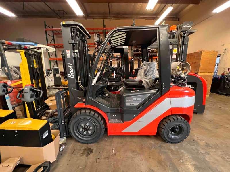 Main Image Used 2023 BAOLI KBG25_6010 Forklift – LPG Pneumatic, 5000 lb Capacity, 90” Mast, 176.3 Hours – $37500.00 – Hawaii, Waipahu – View 1