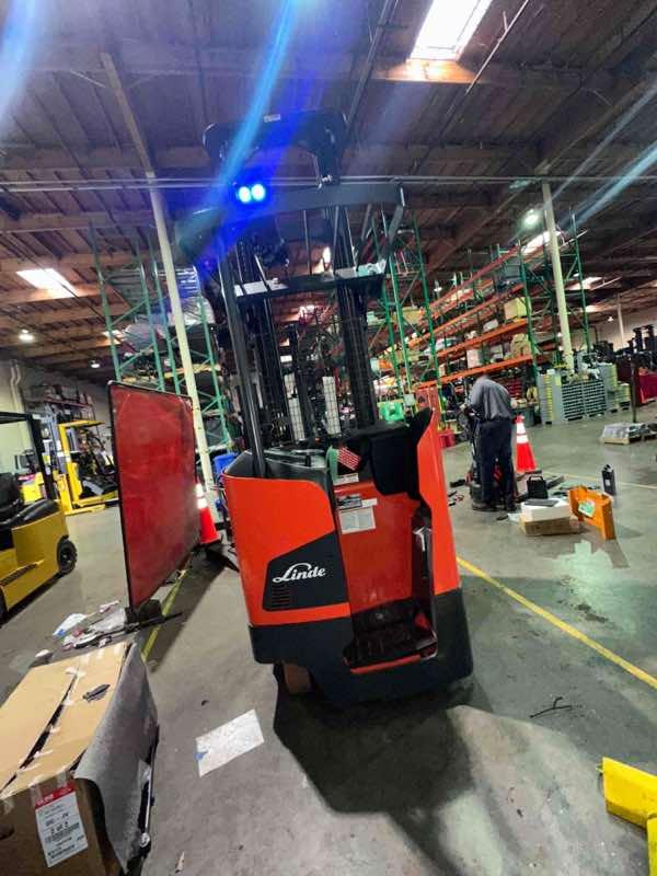 Main Image Used 2023 LINDE R15SXD_5195 Forklift – Stand Up Double Reach, 3000 lb Capacity, 139” Mast, 1099 Hours – $51850.00 – Phoenix – View 2