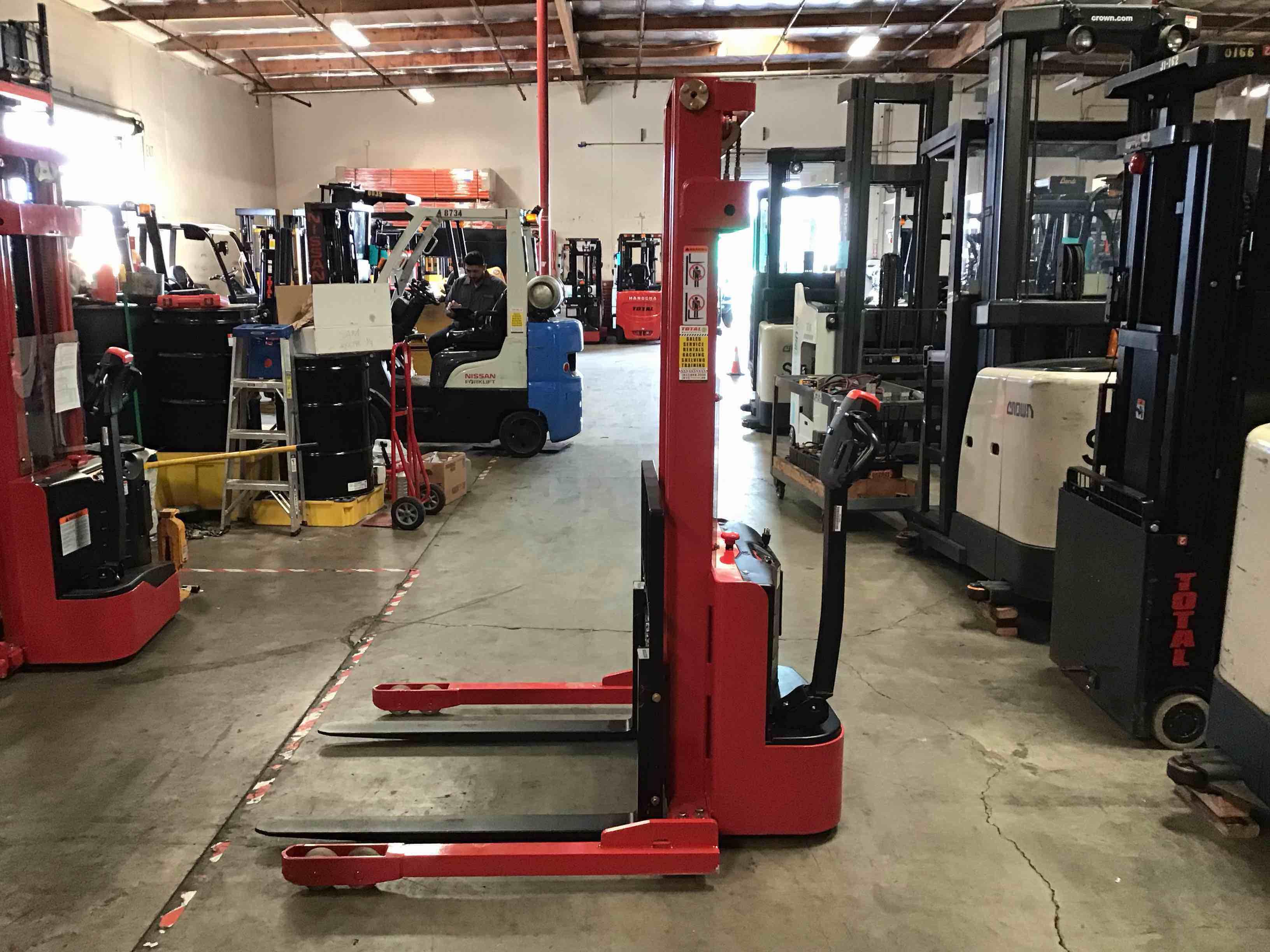 Main Image Used 2019 BIG JOE S22T-116 Forklift – Walkie Straddle Stacker, 2200 lb Capacity, 82” Mast, 1 Hours – $4800.00 – Phoenix – View 2