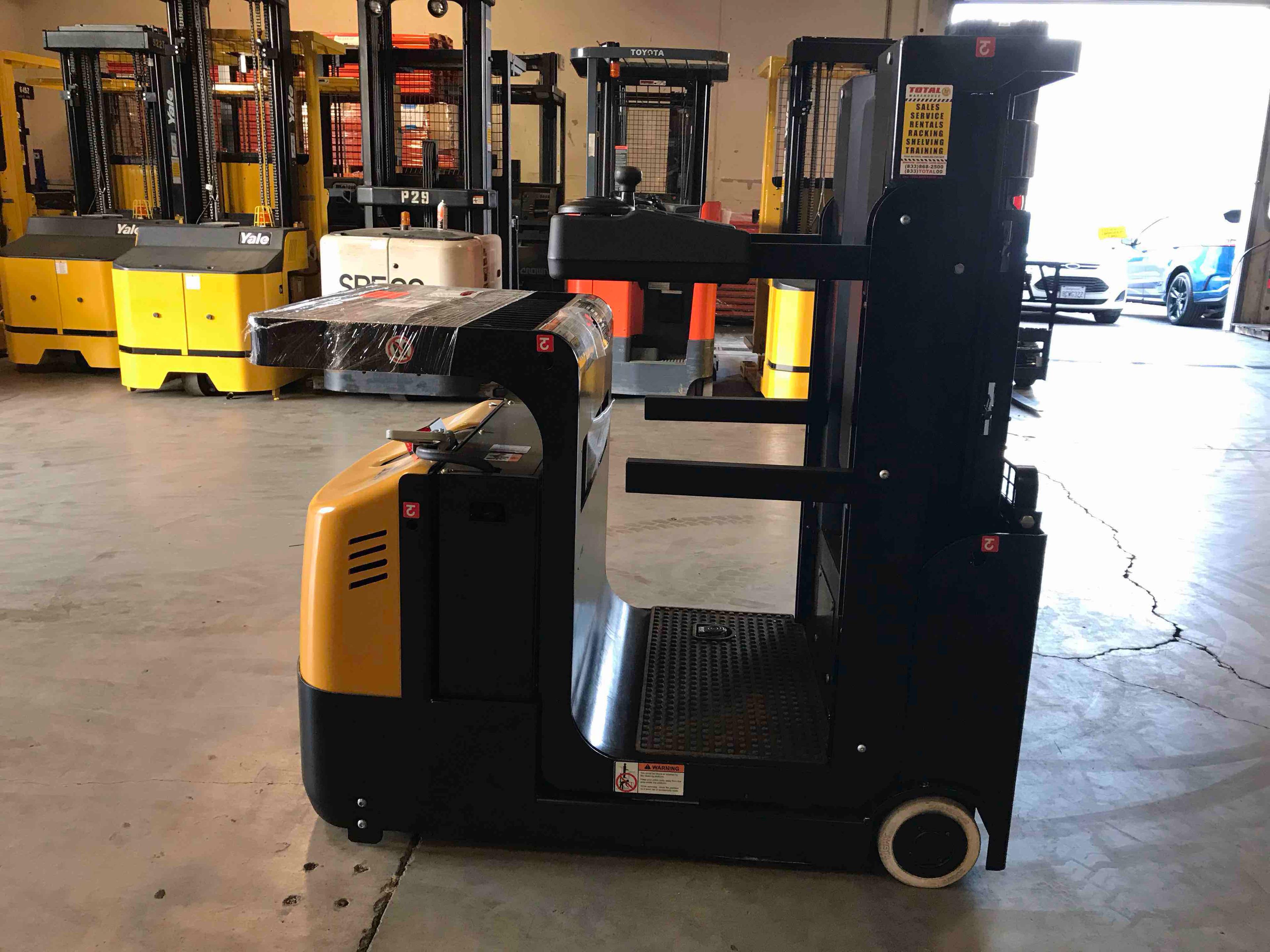 Main Image Used 2019 BIG JOE J1-126-SP Forklift – Task Support Vehicle, 1000 lb Capacity, 63” Mast, 3898 Hours – $13850.00 – Anaheim – View 4