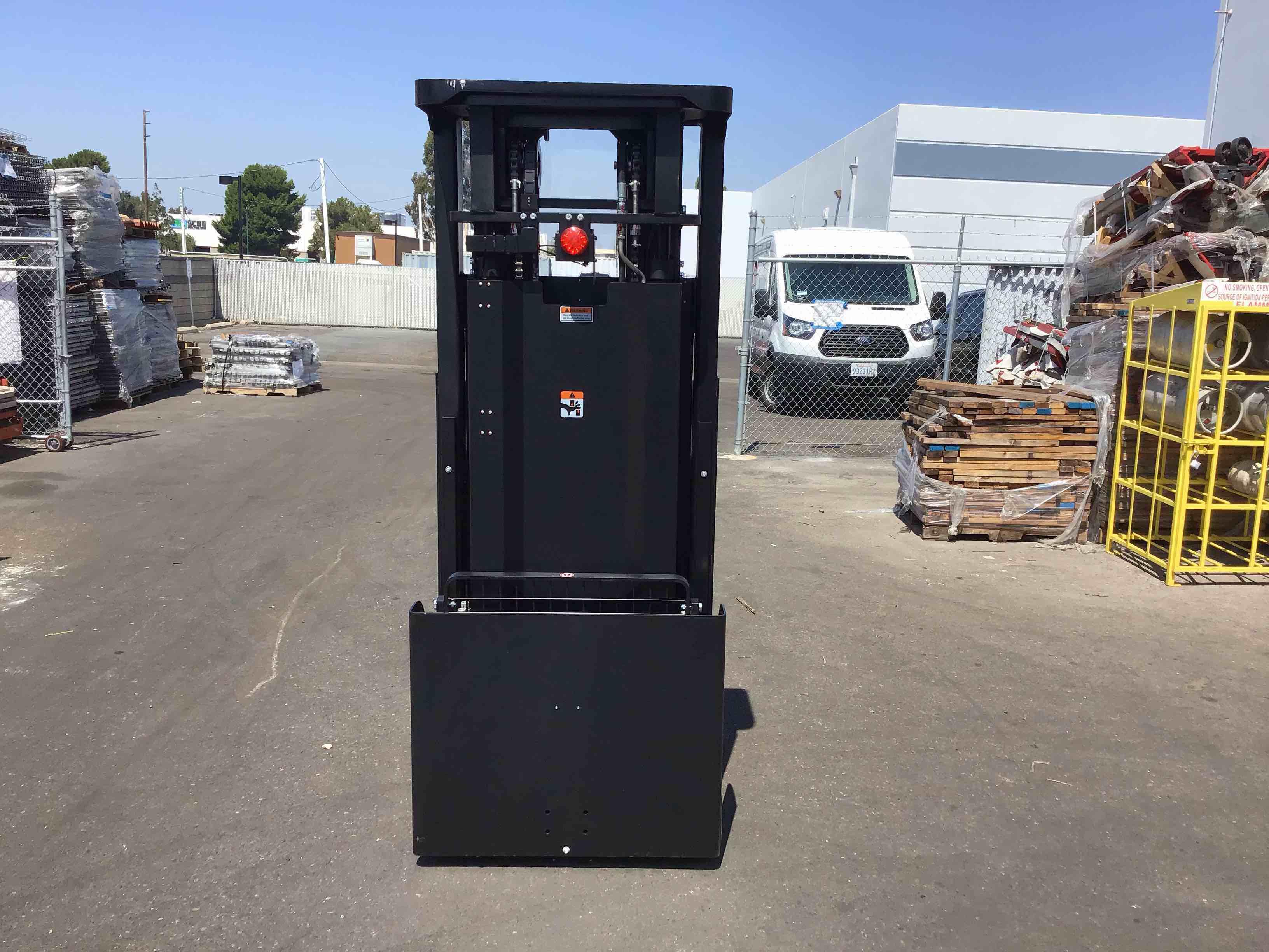 Main Image Used 2019 BIG JOE J1-192-SP Forklift – Task Support Vehicle, 1000 lb Capacity, 83” Mast, 1530 Hours – $18500.00 – Anaheim – View 3