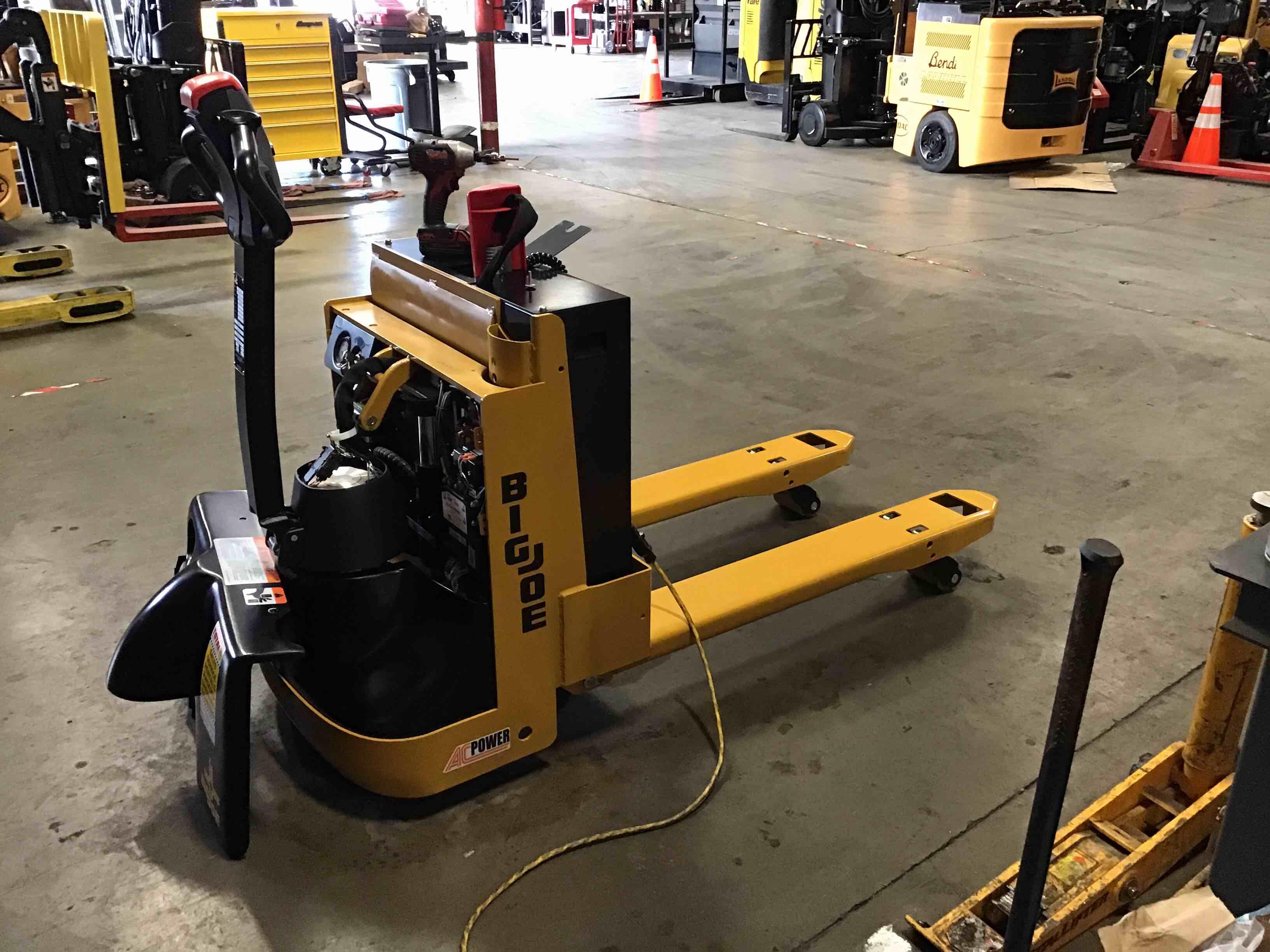 Main Image Used 2019 BIG JOE WPT-45 27X48 Forklift – Walkie Jack, 4500 lb Capacity, 3.25” Mast, 1723 Hours – $3760.00 – Hawaii, Waipahu – View 4