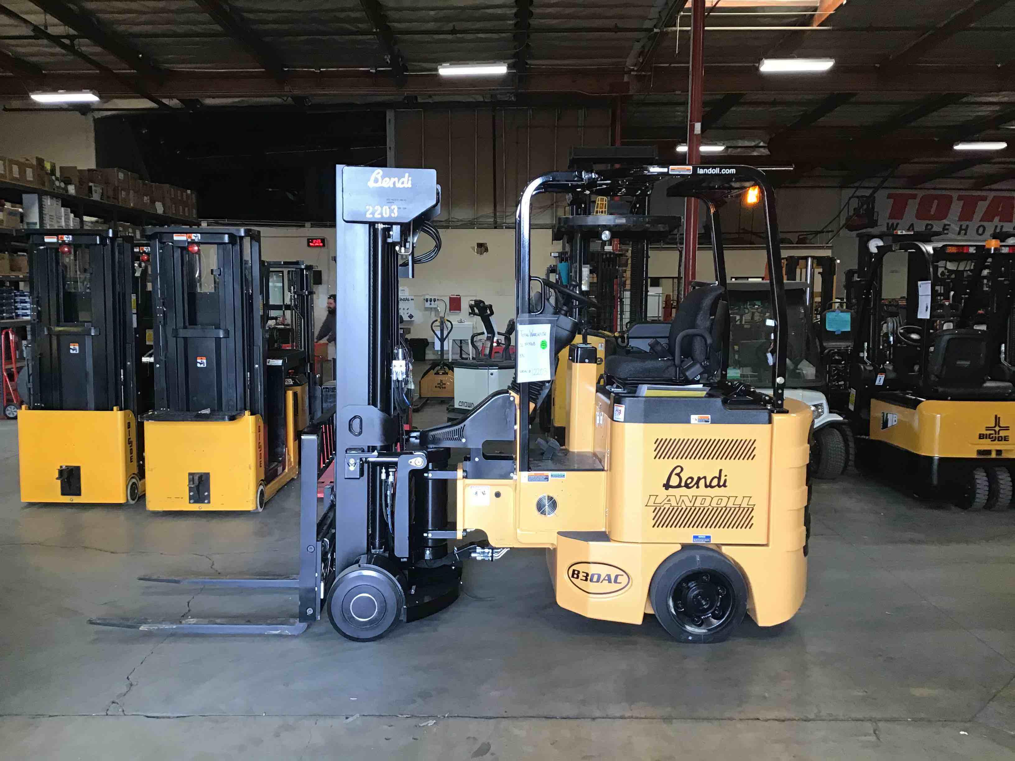 Main Image New 2020 BENDI B30AC Forklift – VNA, 3000 lb Capacity, 89” Mast, 3602.3 Hours – $56225.00 – Anaheim – View 2