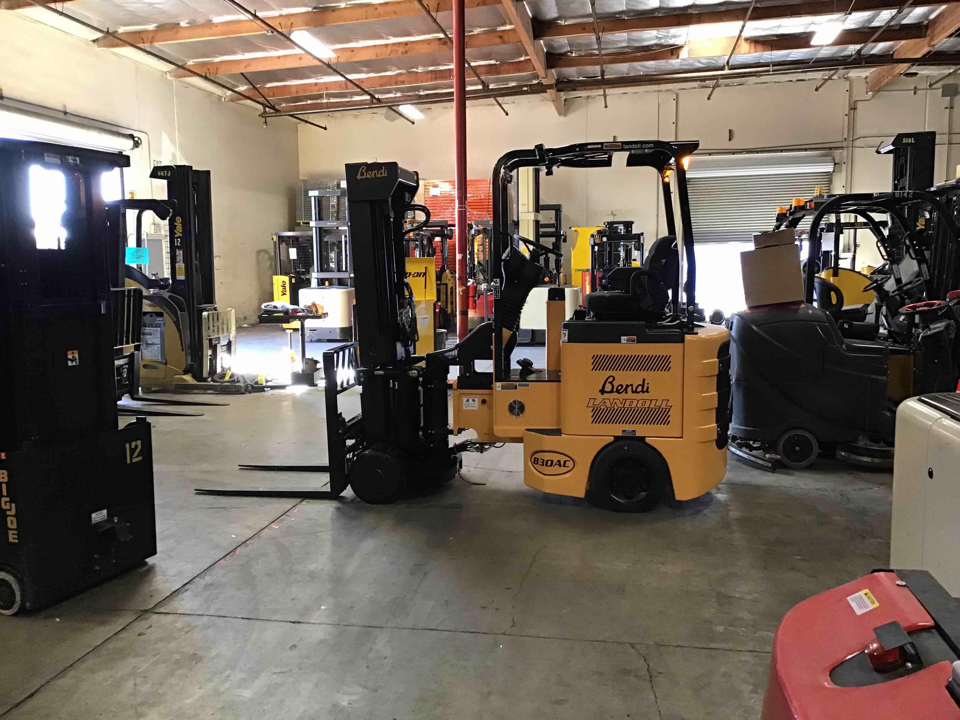 Main Image Used 2019 BENDI B30AC Forklift – VNA, 3000 lb Capacity, 87” Mast, 3496 Hours – $58225.00 – Anaheim – View 1