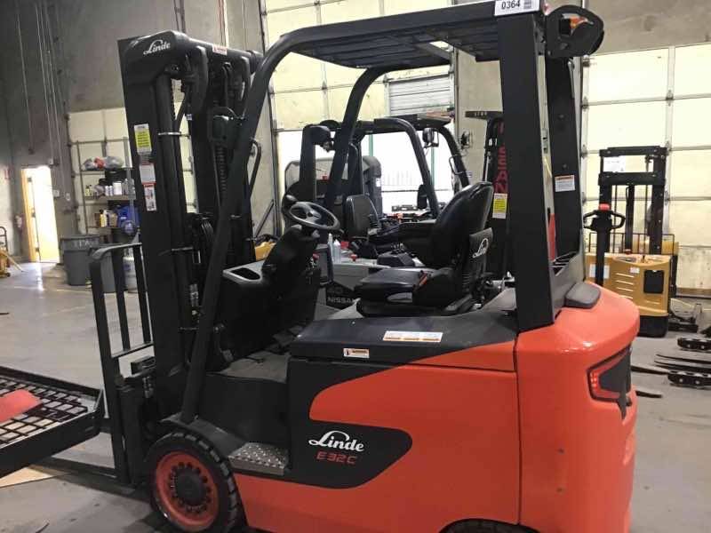 LINDE E32CL_1347 Electric Sit Down 4 Wheel forklift, 6500 capacity, 204 lift height. Serial A11347L00364, Year 2022.