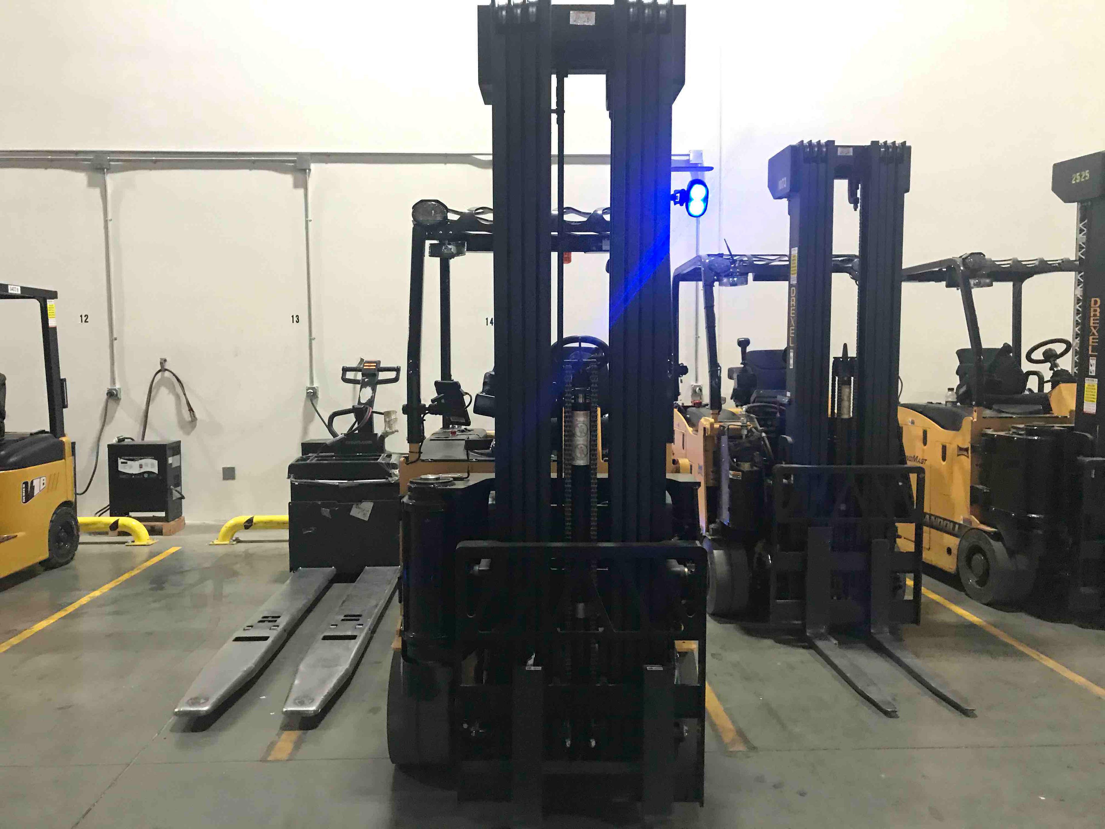 Main Image Used 2020 DREXEL SLT30AC Forklift – VNA, 3000 lb Capacity, 107” Mast, 9106 Hours – $54500.00 – Anaheim – View 4