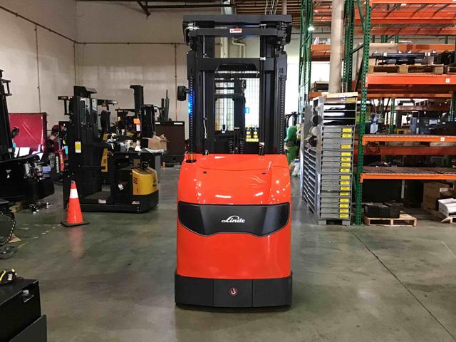 LINDE V15P_5215 Electric Order Picker forklift, 3000 capacity, 240 lift height. Serial C25215X00044, Year 2020.