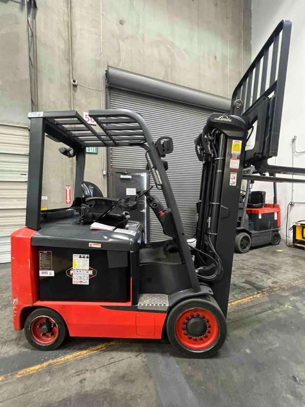 Main Image Used 2022 LINDE E32CL_1347-FT Forklift – Electric Sit Down 4 Wheel, 6500 lb Capacity, 88” Mast, 1801.7 Hours – $33200.00 – Anaheim – View 1