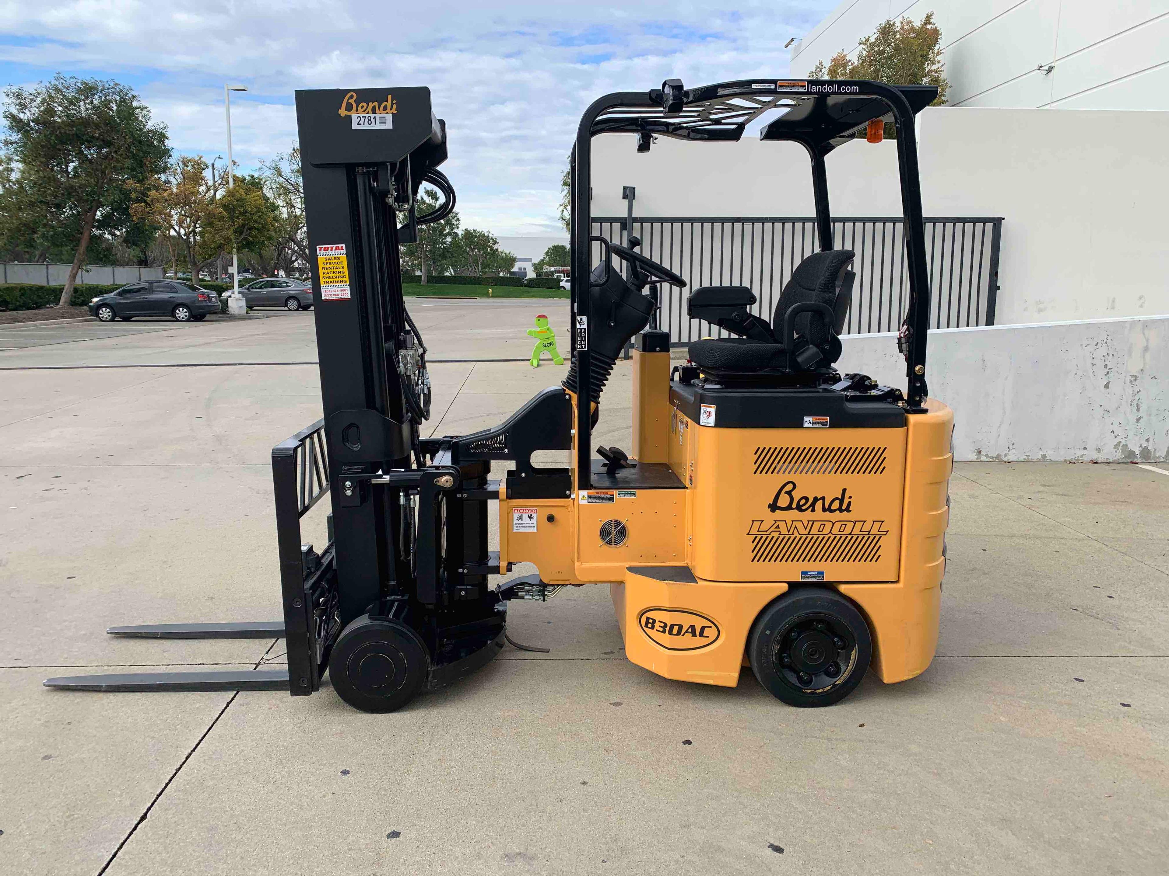 Main Image Used 2020 BENDI B30AC Forklift – VNA, 3000 lb Capacity, 89” Mast, 6801 Hours – $49500.00 – Anaheim – View 4