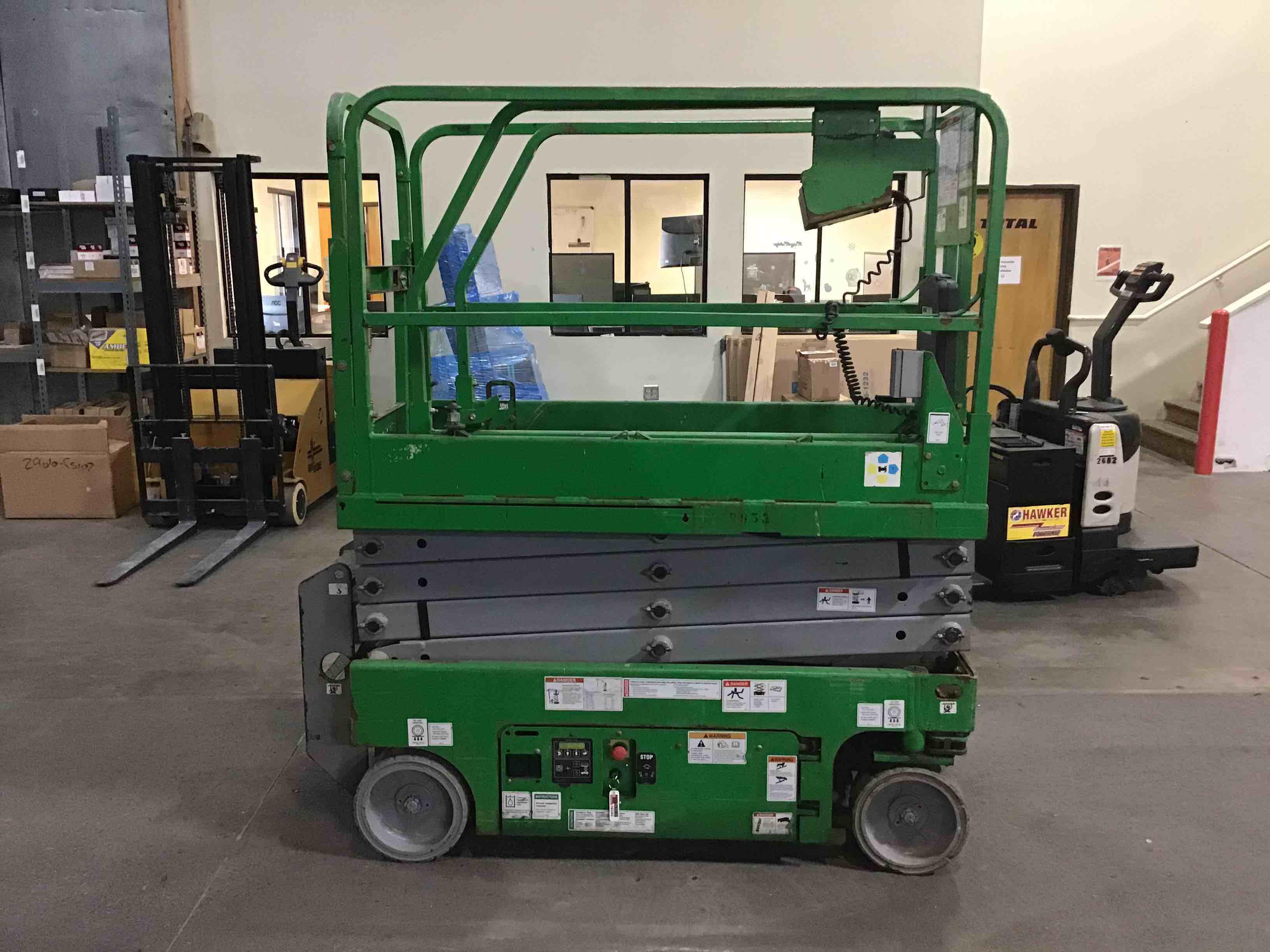 Main Image Used 2016 GENIE GS-1930 Forklift – Scissor Lift, 500 lb Capacity, 85” Mast, 361.7 Hours – $9985.00 – Phoenix – View 3
