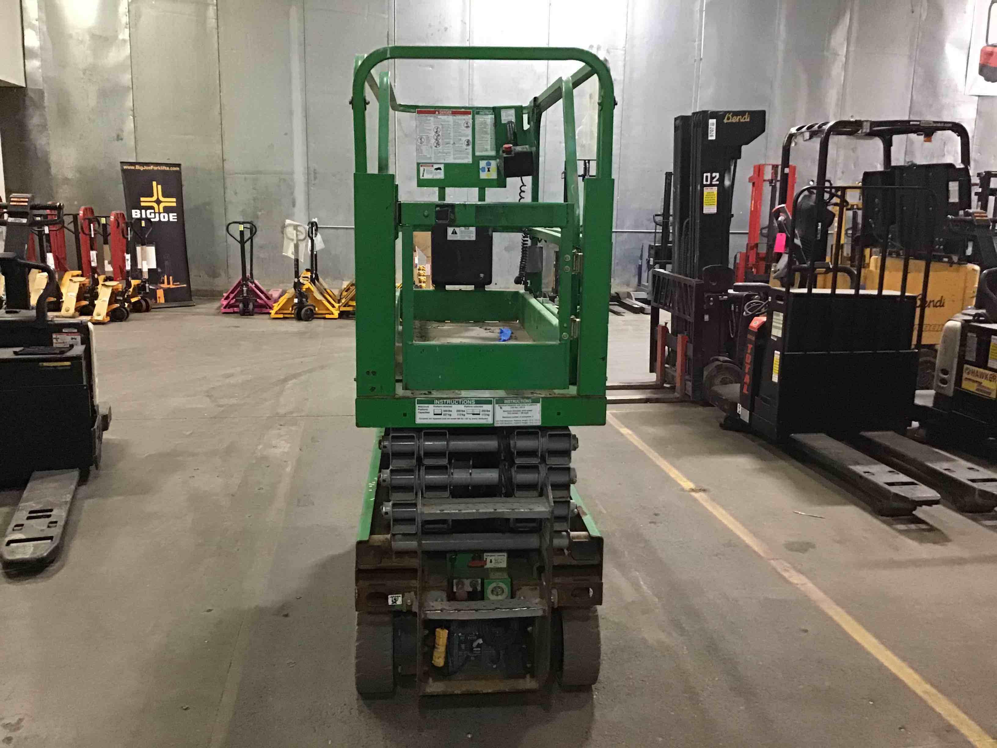 Main Image Used 2016 GENIE GS-1930 Forklift – Scissor Lift, 500 lb Capacity, 85” Mast, 361.7 Hours – $9985.00 – Phoenix – View 4