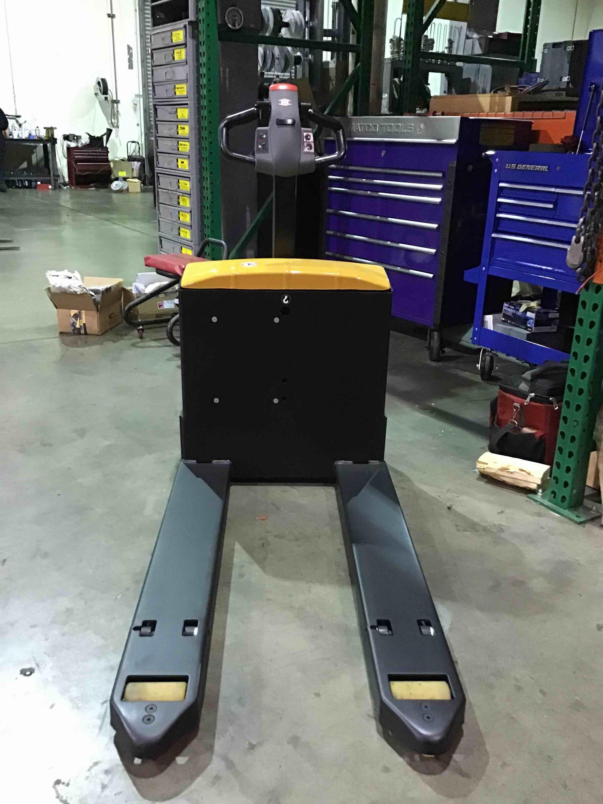 Main Image Big Joe LPT-44 27X48 Electric Pallet Jack (Lithium), photo 1 of 4