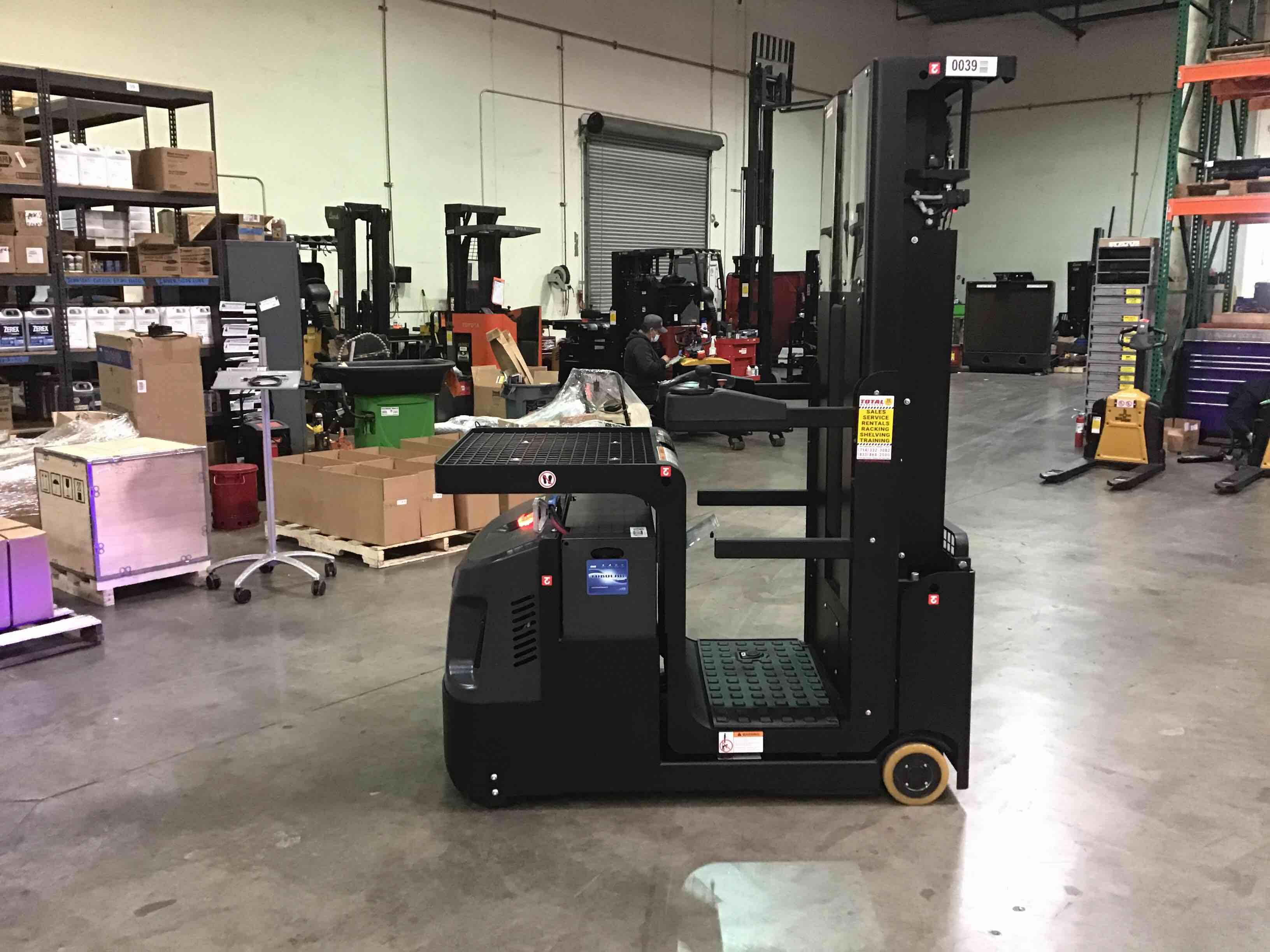 Main Image Used 2023 BIG JOE J1HD-210-SP Forklift – Task Support Vehicle, 1000 lb Capacity, 89” Mast, 1440 Hours – $17250.00 – Anaheim – View 4