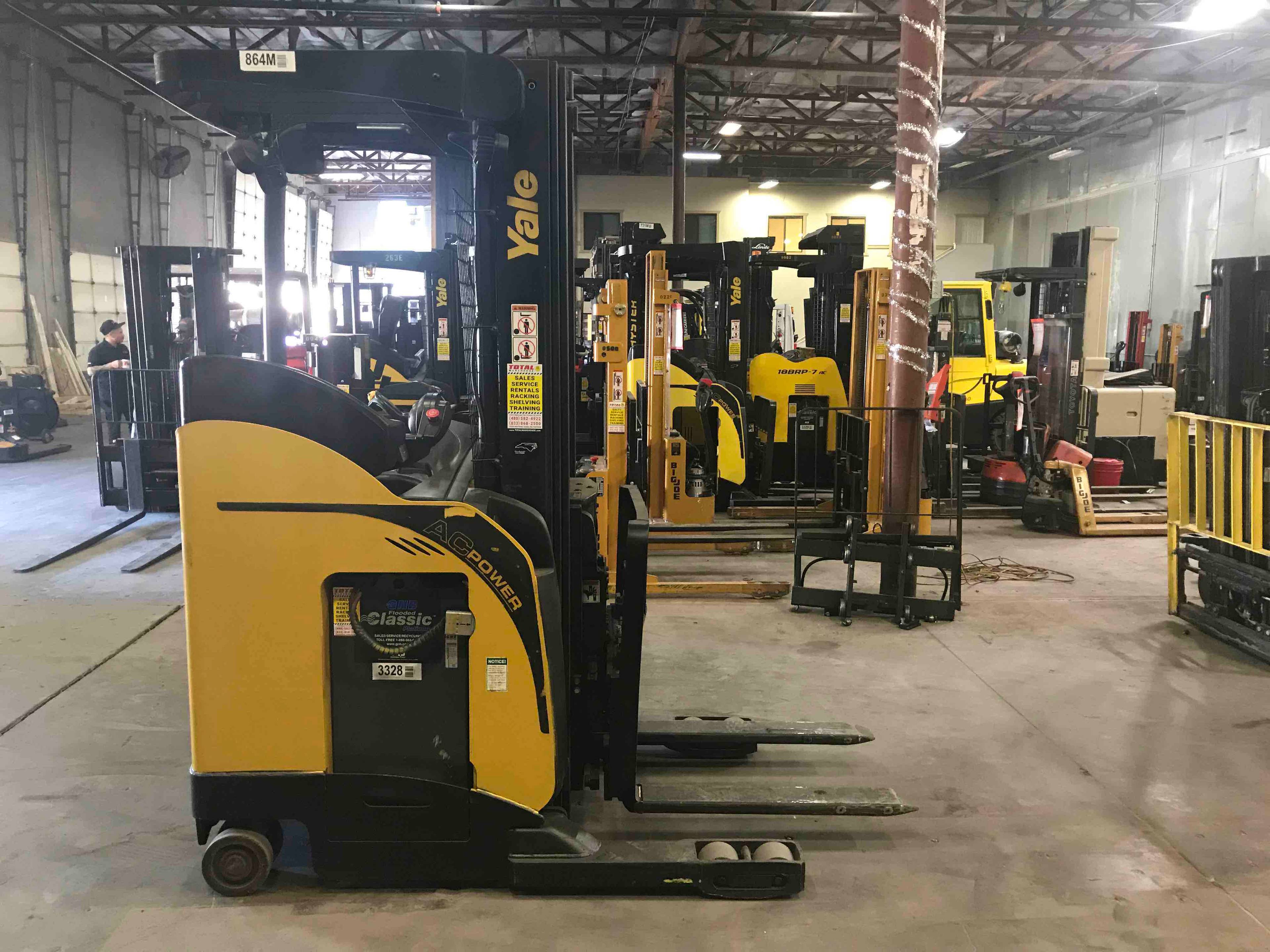 YALE NR035EB Stand Up Reach forklift, 3500 capacity, 212 lift height. Serial E815N01864M, Year 2014.